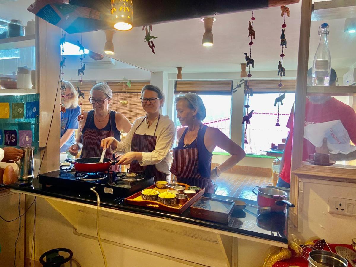 Veda5 Ayurveda & Yoga Retreat Hotel Rishīkesh Eksteriør billede